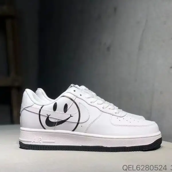 נעלי סניקרס נייקי Nike Air Force