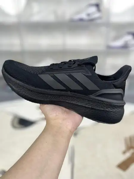 נעלי ריצה אדידס Adidas