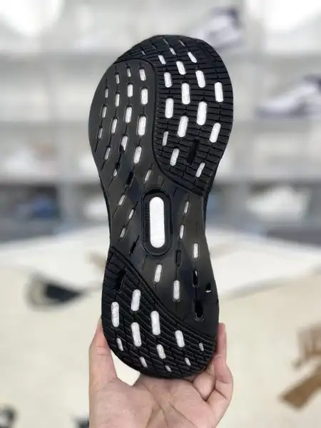 נעלי ריצה אדידס Adidas