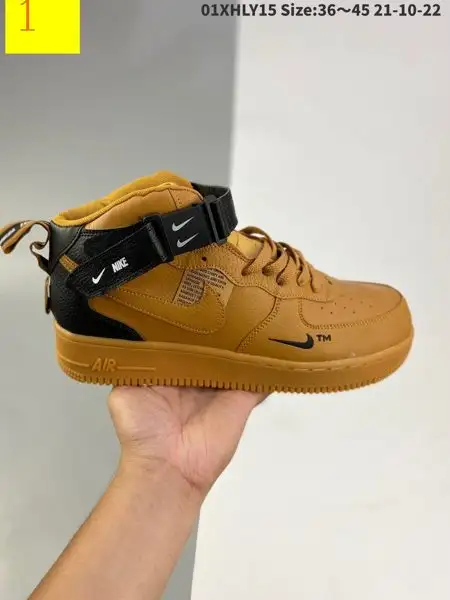 נעלי נייקי Nike Air Force 1 Mid Boot